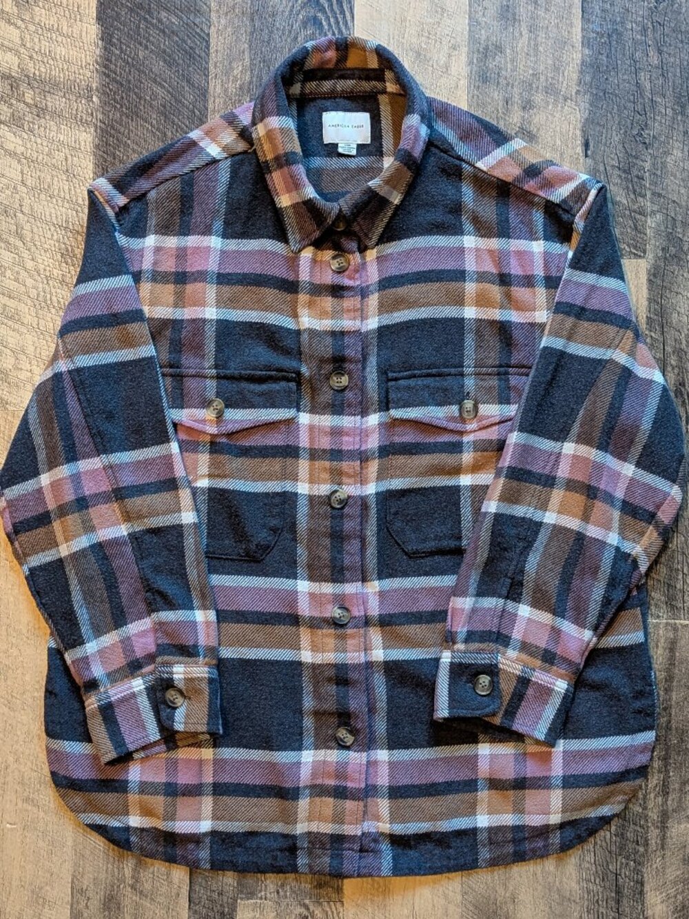 American Eagle Flannel Button-Up Shirt Large Plaid Pink Blue Tan